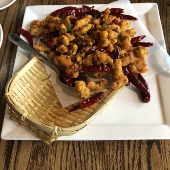 Dan Dan - Dry pepper chicken - Taiwanese Near Me - Wayne, Pennsylvania