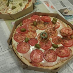 Betos - Muy rica pizza napolitana