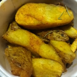Hamburgueria da Alfândega - Escolha entre batatas frita ou rústica