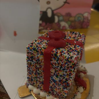 Hello Kitty Cafe - Birthday cake - Themed Cafes Near Me - Santa Clara, California