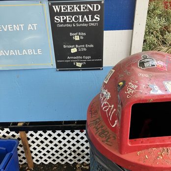 Matt's BBQ - Food Trucks Near Me - Portland, Oregon