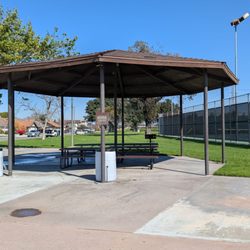 Westgate Park - Picnic shelter