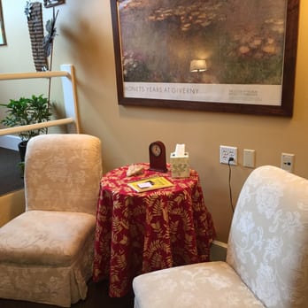 Kaw Valley Massage - Our cozy intake area - Massage Therapy Near Me - Lawrence, Kansas Kaw Valley Massage - Our cozy intake area - Massage Therapy Near Me - Lawrence, Kansas