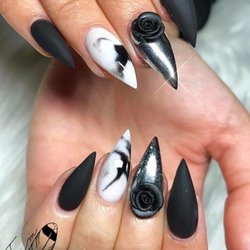 Bella Nails & Spa