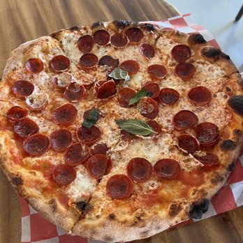 Lanikai Brewing - Pizza - Brewpubs Near Me - Kailua, Hawaii
