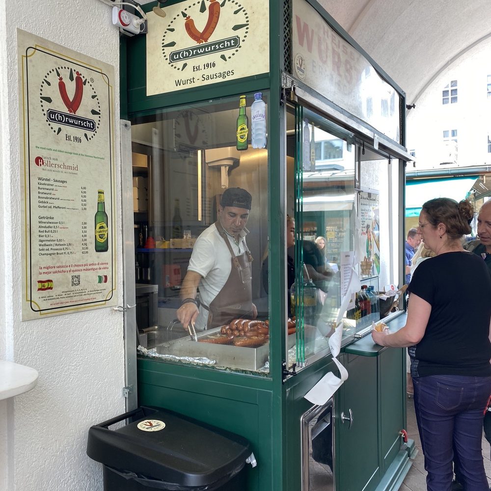 Heise & Kalte Wurstwaren - Small stand, but has the best cheese sausage. - Hot Dogs Near Me - Vienna, 9