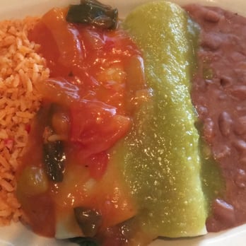 El Fenix - Spinach Enchiladas, one ranchera, one tomatillo - Mexican Near Me - Dallas, Texas El Fenix - Spinach Enchiladas, one ranchera, one tomatillo - Mexican Near Me - Dallas, Texas