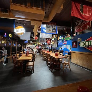Crescent Moon Ale House - Pubs Near Me - Omaha, Nebraska