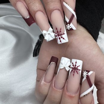 Nails by Normalinares - Nail Salons Near Me - Cutler Bay, Florida