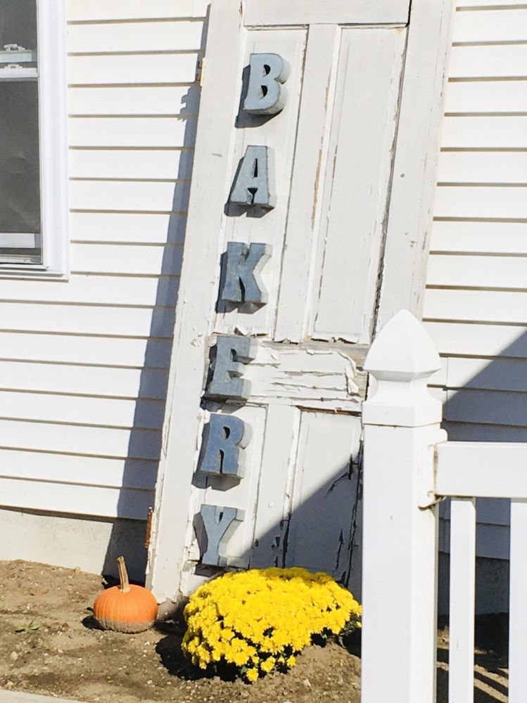 COUNTRY LANE BAKERY Updated October 2024 18 Photos & 23 Reviews