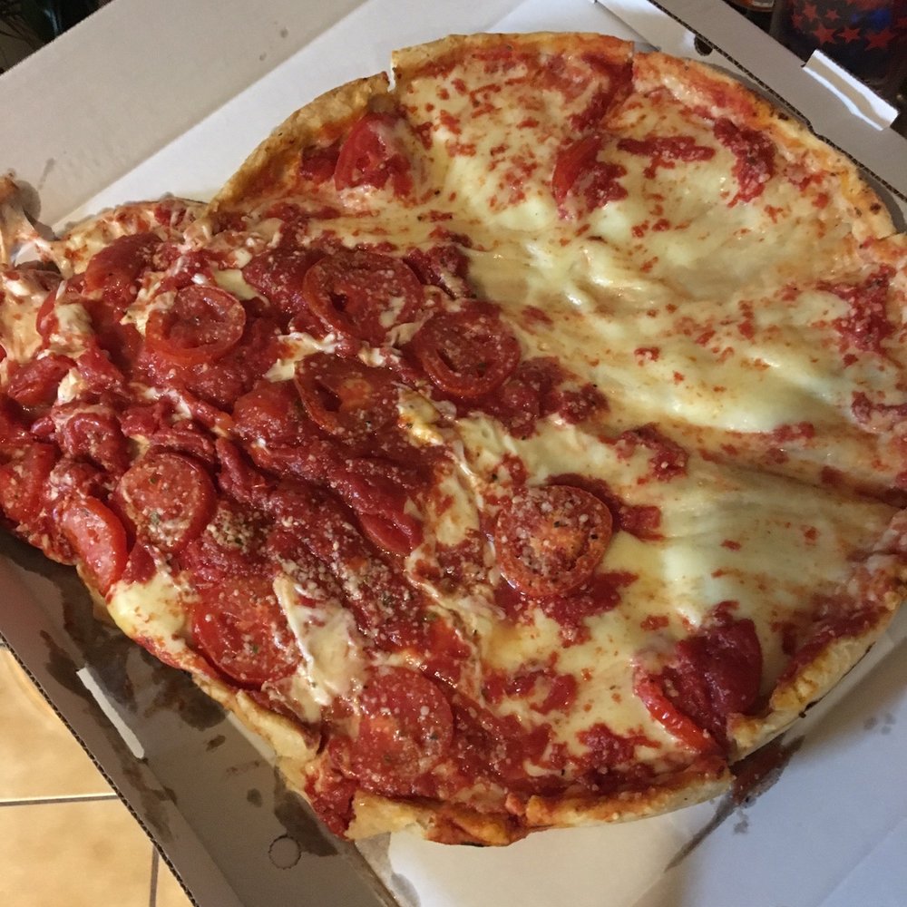 Lou Malnati's Pizzeria - Pizza Near Me - Flossmoor, Illinois Lou Malnati's Pizzeria - Pizza Near Me - Flossmoor, Illinois