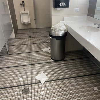 LA Fitness - Gyms Near Me - Oxnard, California