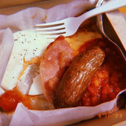 Leon - Mini English breakfast box