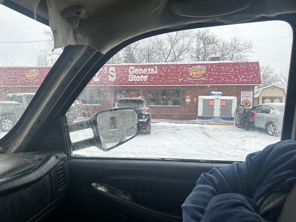 CASEY’S Updated September 2024 313 N Superior Ave, Tomah, Wisconsin