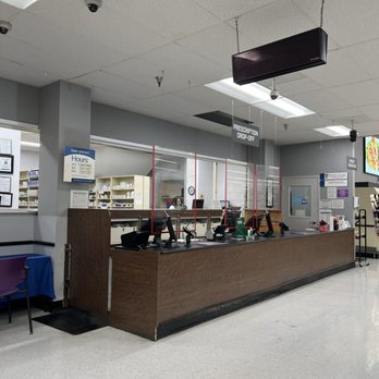 Giant Pharmacy - March 2, 2025 - Bakeries Near Me - Annandale, Virginia