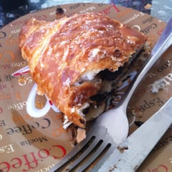 Cuppa Manna - Chocolate croissant