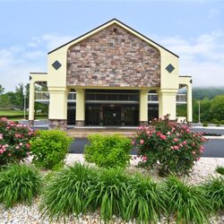 Best Western Cades Cove Inn - Exterior