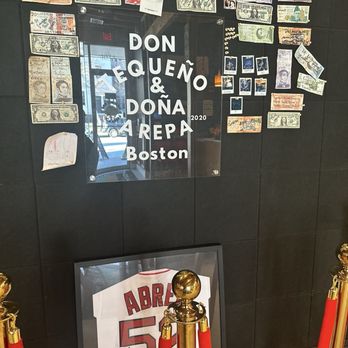 Don Tequeño y Doña Arepa - Venezuelan Near Me - Boston, Massachusetts