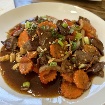 Zabb Thai Kitchen - Cashew beef - Thai Near Me - West Nyack, New York