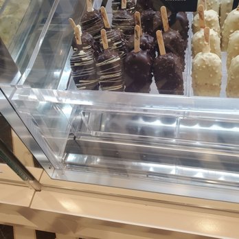 Lucciano's - Gelato Near Me - Orlando, Florida