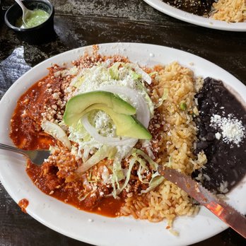 Cielito Lindo - Chicken enchilada with red sauce - Mexican Near Me - Belmar, New Jersey Cielito Lindo - Chicken enchilada with red sauce - Mexican Near Me - Belmar, New Jersey
