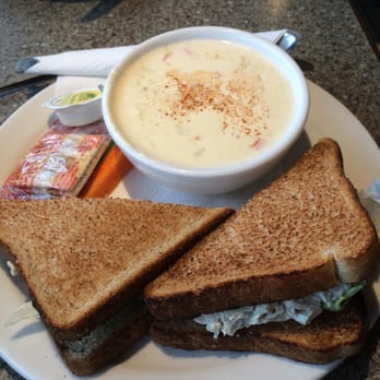 Cafe Chez Wes Restaurant - Seafood chowder and chicken salad on brown. 3/5 - Poutineries Near Me - Campbellton, New Brunswick