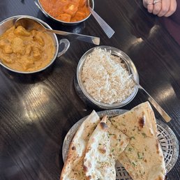 chicken korma chicken makhani Garlic Naan chicken korma chicken makhani Garlic Naan