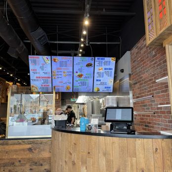 Sumaq Express - Salad Near Me - Mississauga, Ontario