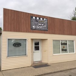 Nic Nacs Ice Cream Parlor