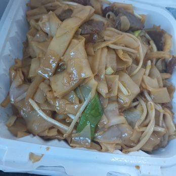 Little Hong Kong - Beef chow fun (dry) - Chinese Near Me - El Cerrito, California