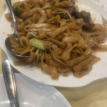MingHin Cuisine - Beef noodles - Seafood Near Me - Chicago, Illinois