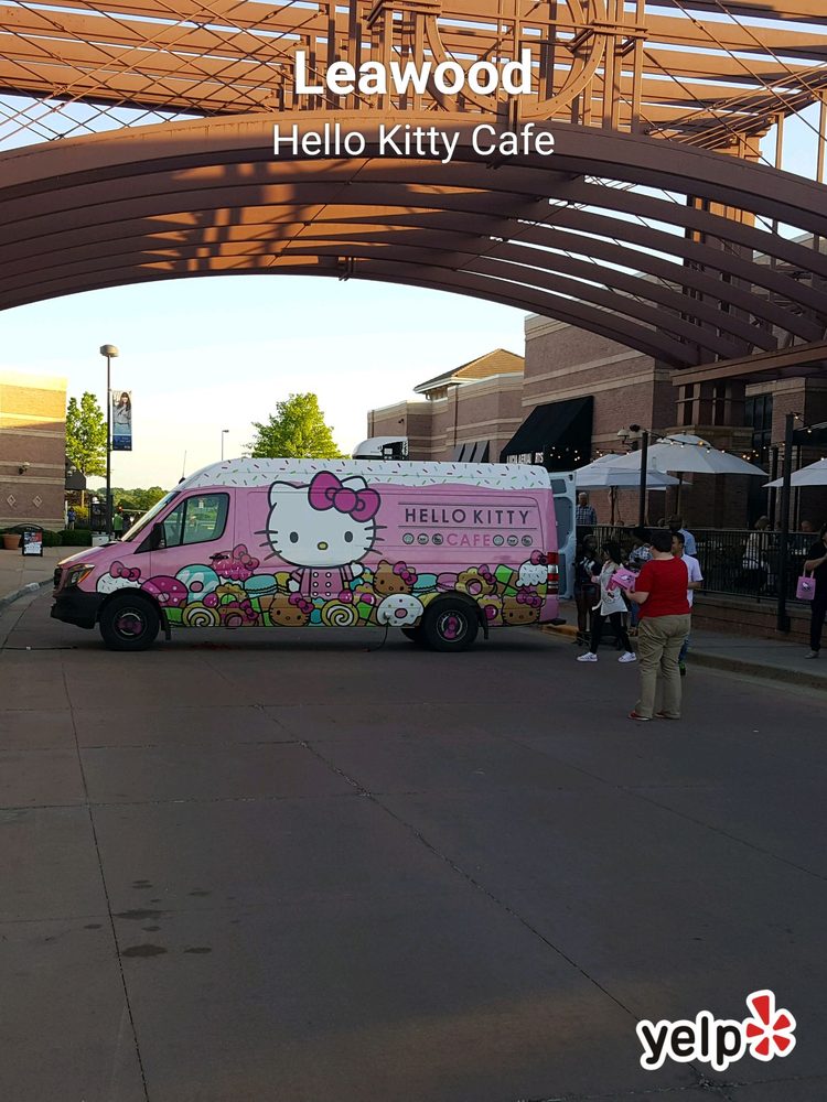 Hello Kitty Cafe Logo
