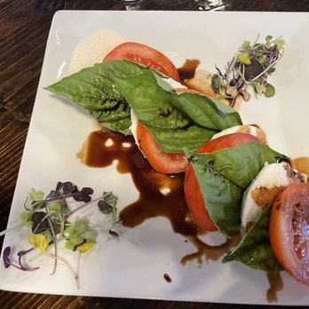 Bourbon Boulevard - Traditional chapters salad - Steakhouses Near Me - Chantilly, Virginia Bourbon Boulevard - Traditional chapters salad - Steakhouses Near Me - Chantilly, Virginia