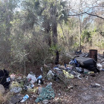 Hudson Hot Shots - Trash removal - Junk Removal & Hauling Near Me - Hudson, Florida Hudson Hot Shots - Trash removal - Junk Removal & Hauling Near Me - Hudson, Florida