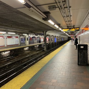 MBTA - Central - Platform - Train Stations Near Me - Cambridge, Massachusetts