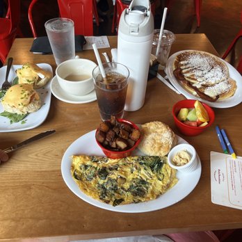Ruby Sunshine Franklin - Bennie and make my own omelet with kid's cinnamon swirl pancake. - Breakfast & Brunch Near Me - Franklin, Tennessee Ruby Sunshine Franklin - Bennie and make my own omelet with kid's cinnamon swirl pancake. - Breakfast & Brunch Near Me - Franklin, Tennessee