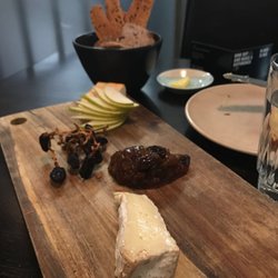Bishop Sessa - Cheese platter