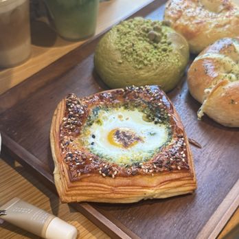Miopane - everything & egg breakfast croissant - Bakeries Near Me - Pasadena, California