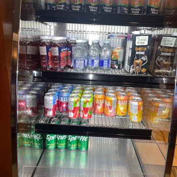 Air Canada Maple Leaf Lounge - Drink mixers - Airport Lounges Near Me - Richmond, British Columbia