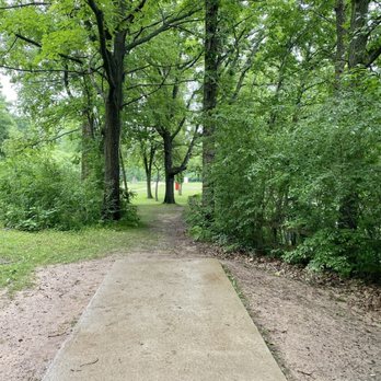 Pamperin Park - #16 Tee - Parks Near Me - Green Bay, Wisconsin Pamperin Park - #16 Tee - Parks Near Me - Green Bay, Wisconsin