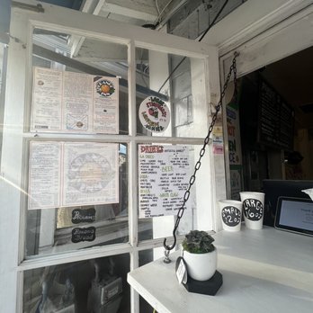 Orange Inn - Breakfast & Brunch Near Me - Laguna Beach, California Orange Inn - Breakfast & Brunch Near Me - Laguna Beach, California