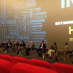 Presentazione ufficiale alla stampa con Vincenzo Salemme, Carlo Buccirosso, Peppe Lanzetta (presente in 007Spectre).