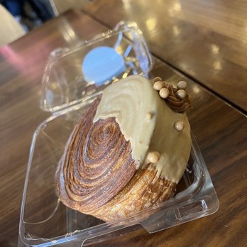 Izzio Bakery - Dulce de Leche - Bakeries Near Me - Denver, Colorado