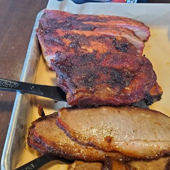 Shigs In Pit - Ribs and well-done brisket....it is closer to bacon than brisket - Barbeque Near Me - Fort Wayne, Indiana Shigs In Pit - Ribs and well-done brisket....it is closer to bacon than brisket - Barbeque Near Me - Fort Wayne, Indiana