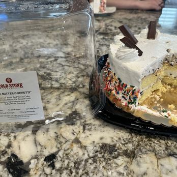 Cold Stone Creamery - Ice Cream & Frozen Yogurt Near Me - Corona, California