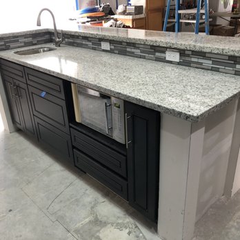 Superior Granite & Cabinet - bar area - Building Supplies Near Me - Stockton, California