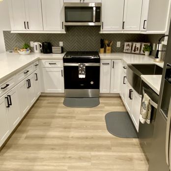 Sparkle Squad - Kitchen pic of an Airbnb clean - Home Organization Near Me Sparkle Squad - Kitchen pic of an Airbnb clean - Home Organization Near Me