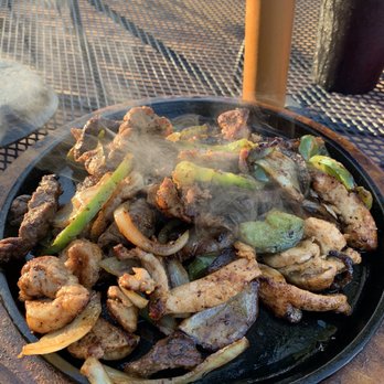 Alvarez Mexican Restaurant - Chicken and steak Fajitas - Mexican Near Me - Palmetto, Florida Alvarez Mexican Restaurant - Chicken and steak Fajitas - Mexican Near Me - Palmetto, Florida