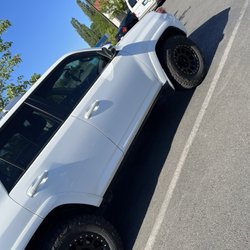 Les Schwab Tire Center