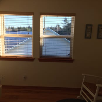 Seadog Beach House - Second bedroom - Vacation Rentals Near Me - Moclips, Washington